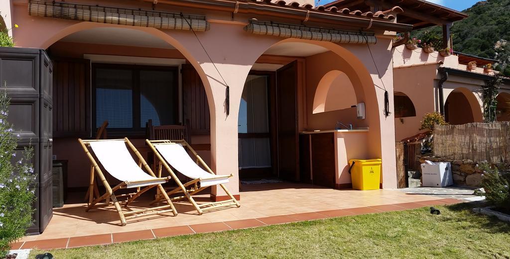 Villa Eden Santa Margherita di Pula Dış mekan fotoğraf